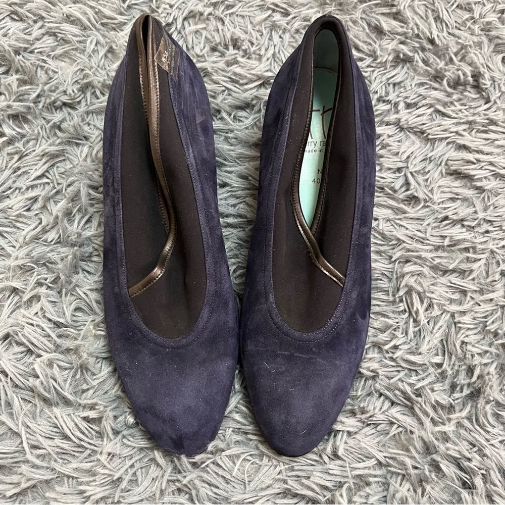 Thierry Rabotin Navy Suede Low Heels- Size:40 1/2 Original Price $440